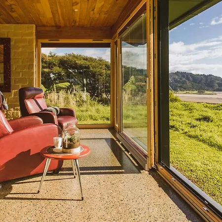 Golden Bay Hideaway Villa Takaka Exterior photo