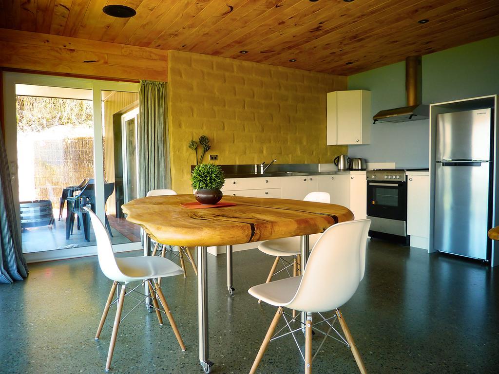 Golden Bay Hideaway *